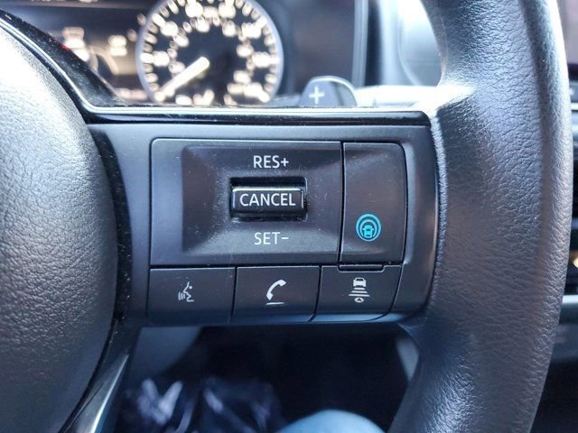 Used 2021 Nissan Rogue SV image 21