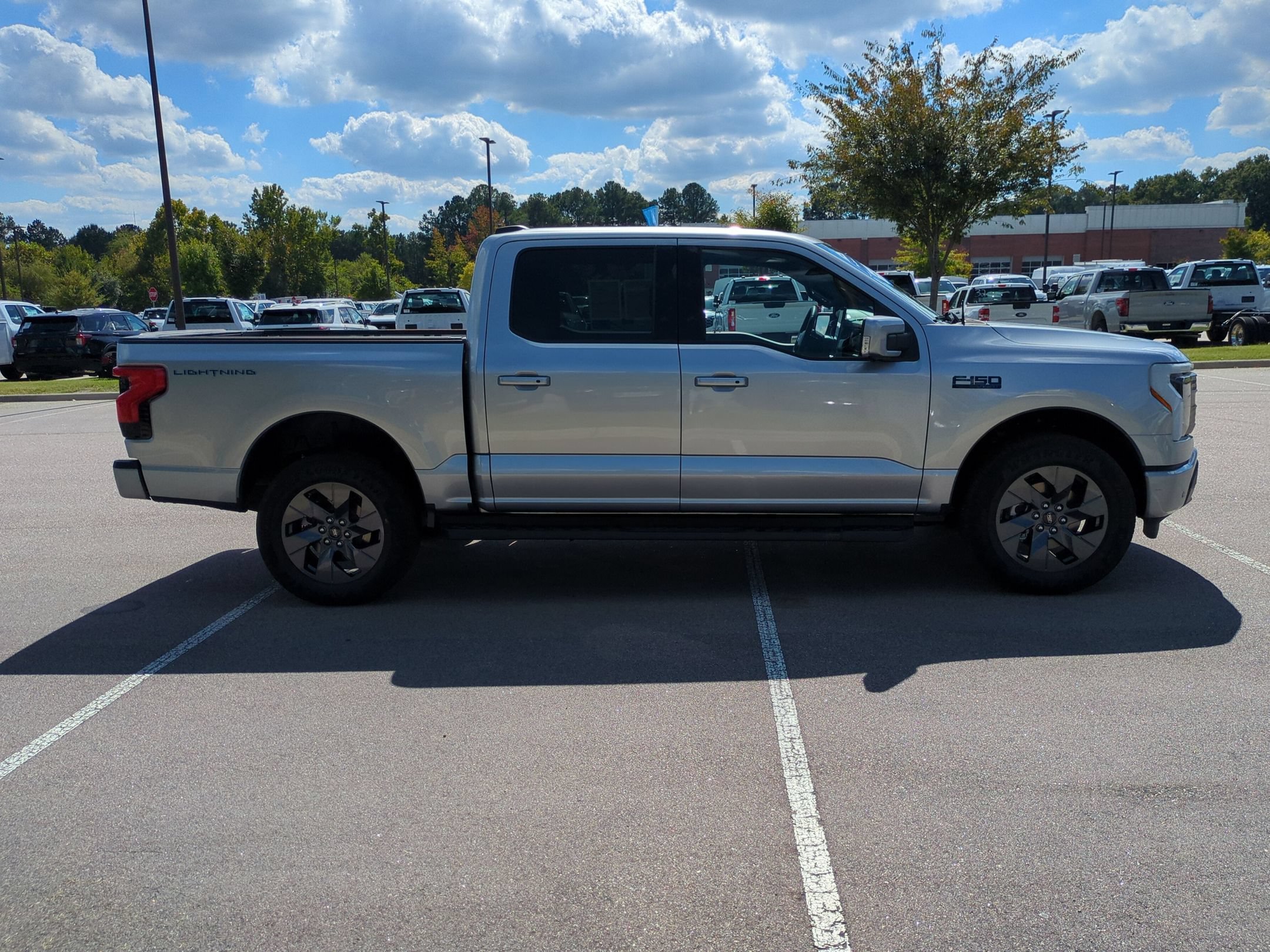 Certified 2025 Ford F150 Lightning Lariat AWD/4WD image 3