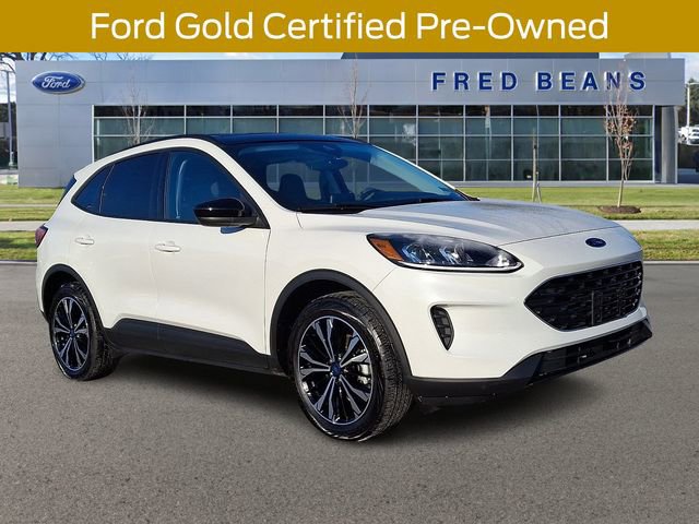 Certified 2022 Ford Escape SE w/ SE Sport Appearance Package image 6