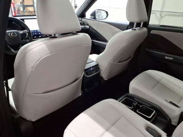 Used 2024 Lexus TX 350 AWD w/ Captains Chair Package image 9