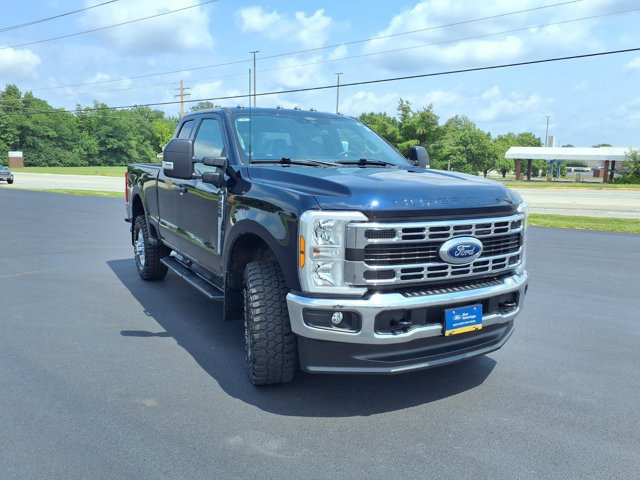 Certified 2024 Ford F250 XLT w/ FX4 Off-Road Package AWD/4WD image 7