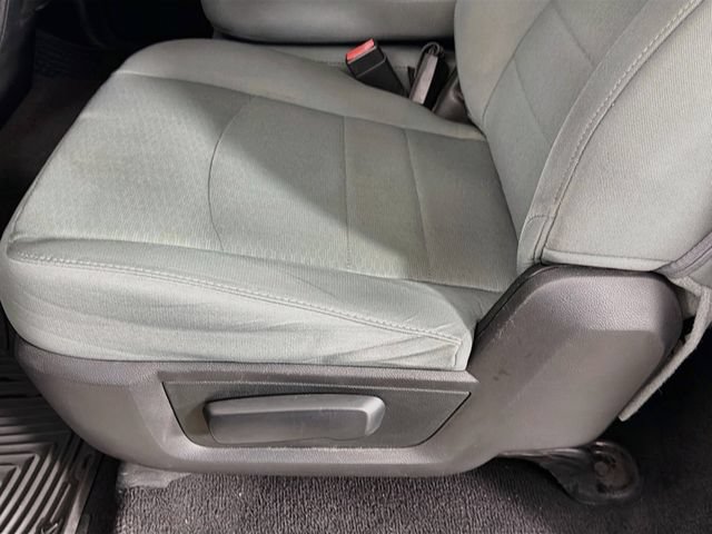 Used 2017 RAM 1500 Express RWD image 20