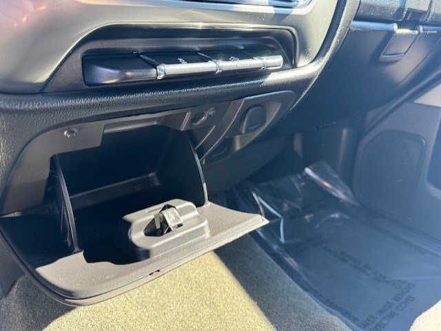 Used 2017 Chevrolet Silverado 1500 LT w/ All Star Edition image 21