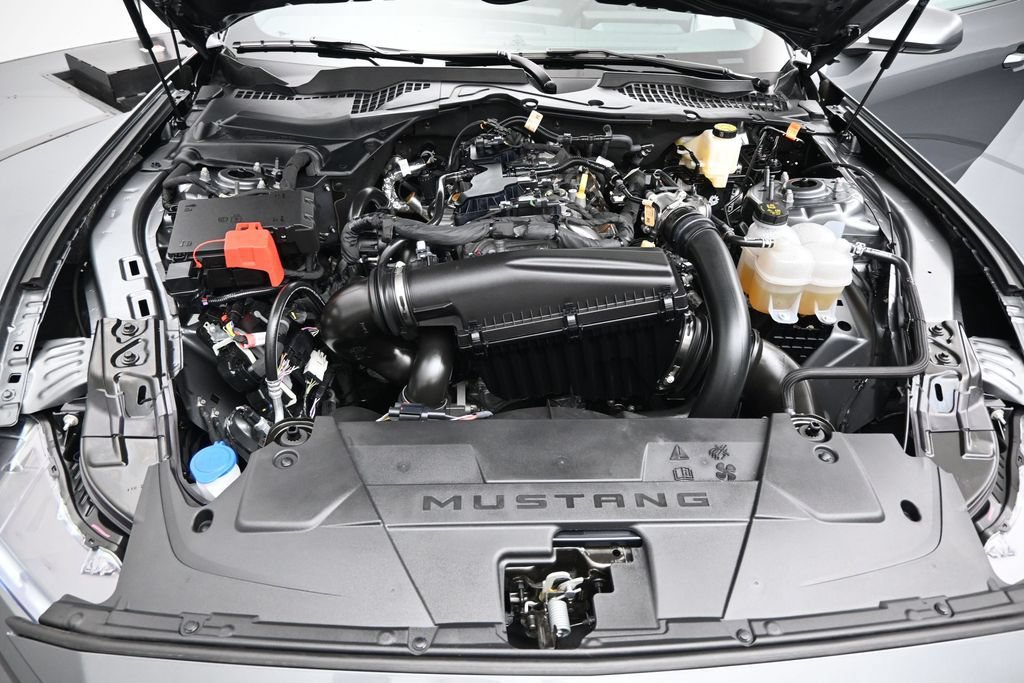 Certified 2025 Ford Mustang Coupe RWD image 22