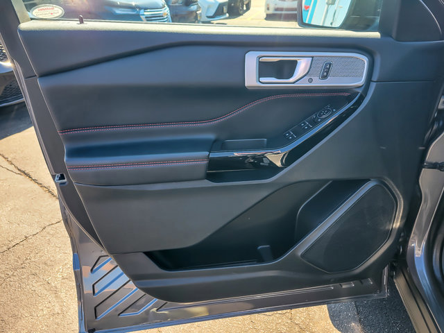 Certified 2023 Ford Explorer ST-Line w/ Class IV Trailer Tow Package image 21