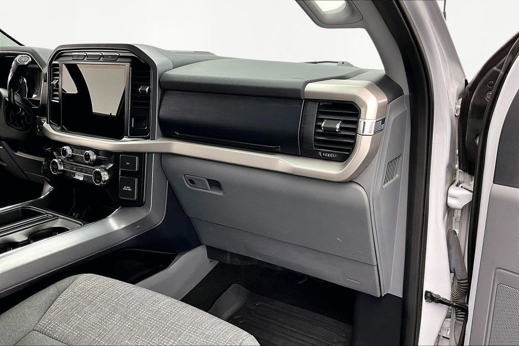 Certified 2021 Ford F150 XLT w/ Equipment Group 302A High image 17