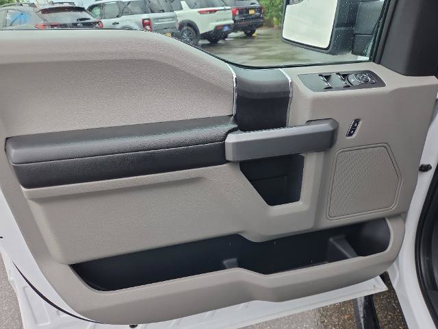 Certified 2018 Ford F150 XLT w/ Trailer Tow Package AWD/4WD image 17