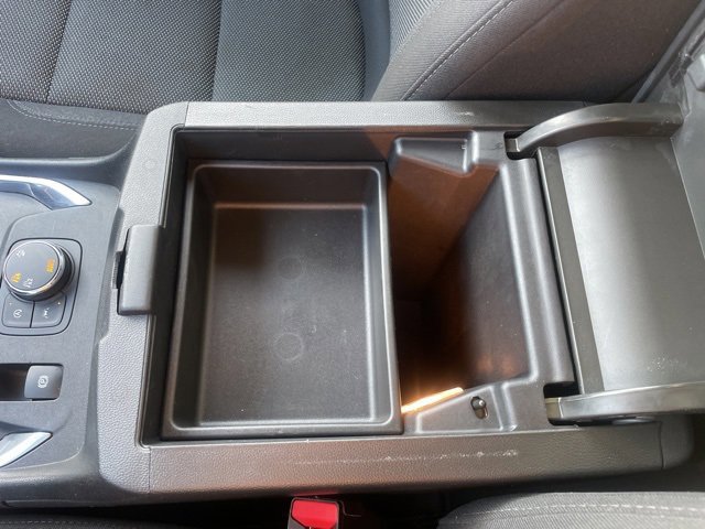 Used 2023 Chevrolet Traverse LT image 36