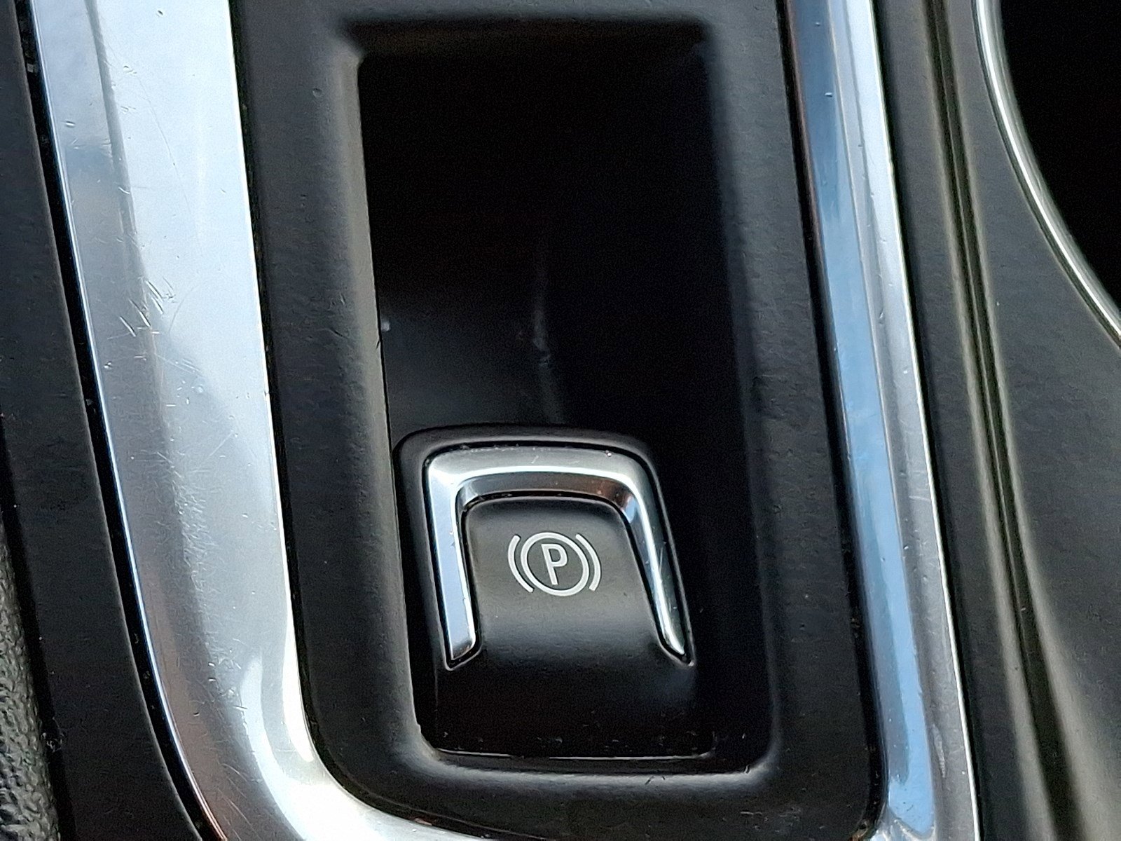 Used 2020 Chevrolet Equinox LT image 22