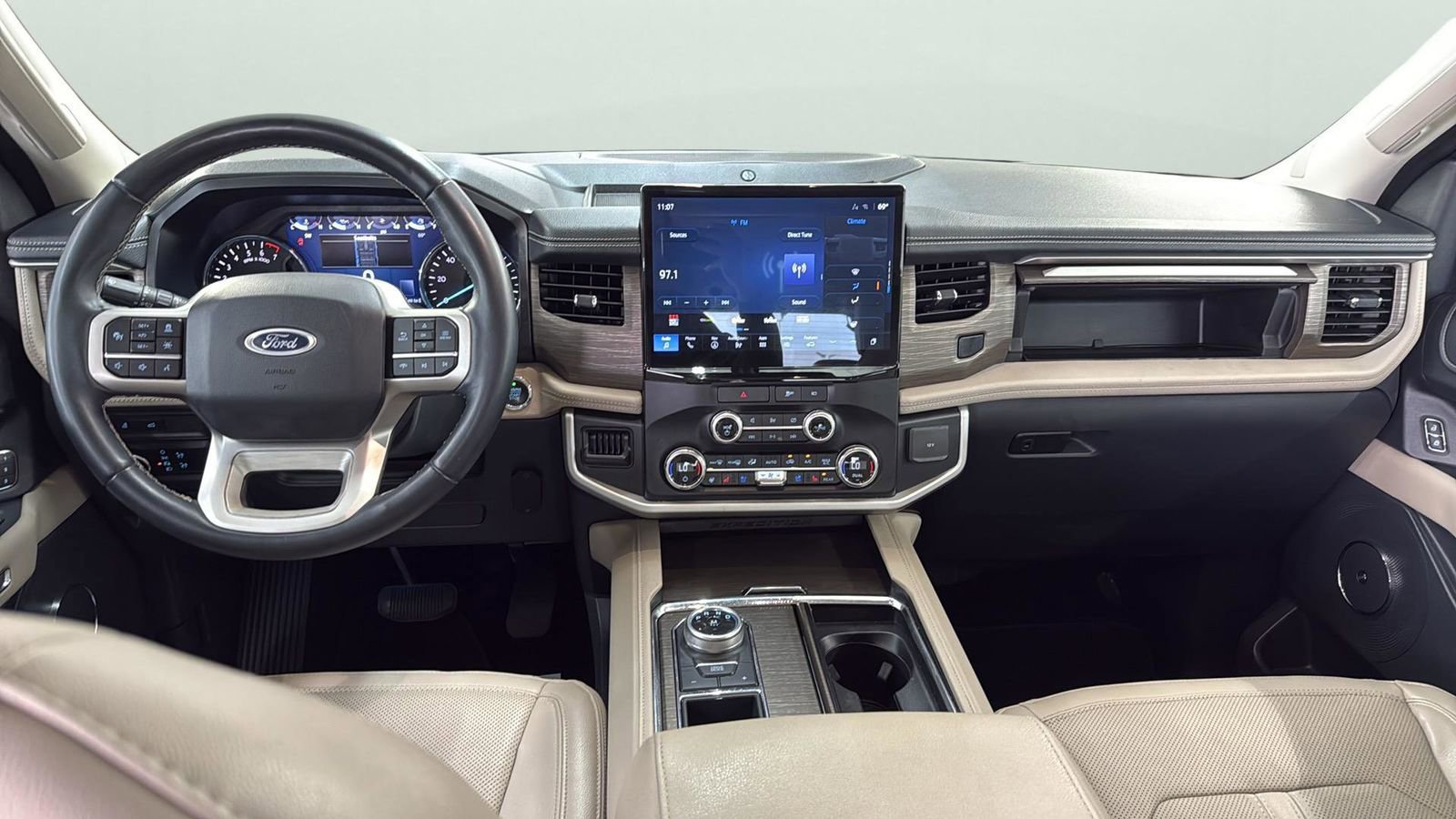 Certified 2022 Ford Expedition Limited image 22