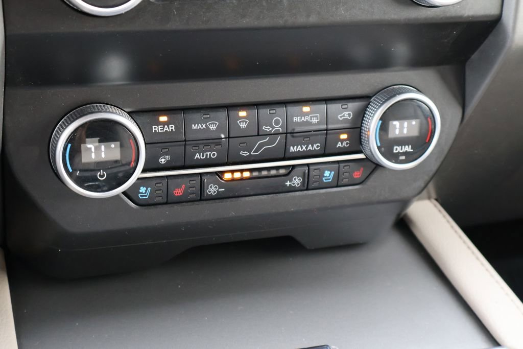 Certified 2021 Ford Expedition XLT RWD image 35