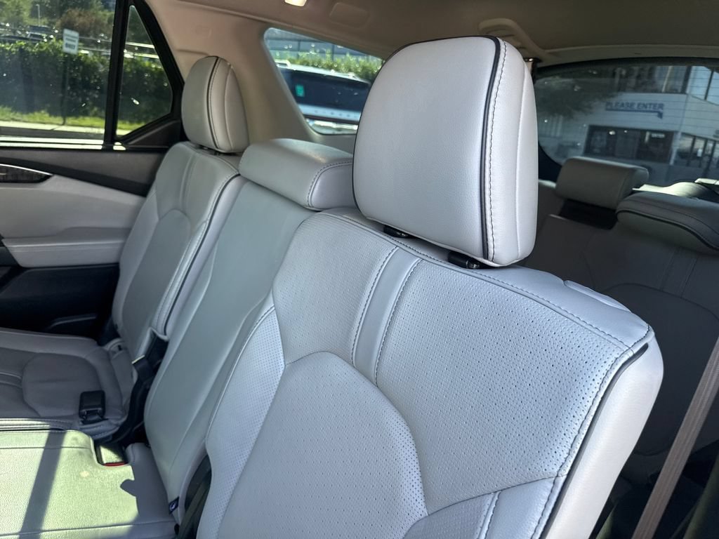 Used 2024 Honda Pilot Elite image 21