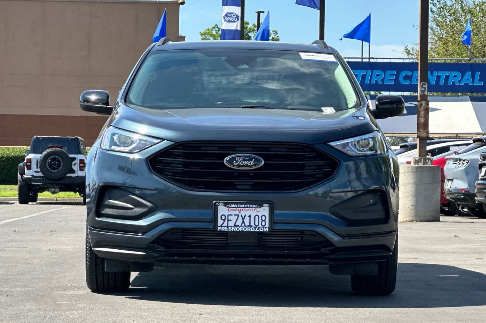 Certified 2023 Ford Edge SE w/ Black Appearance Package image 8