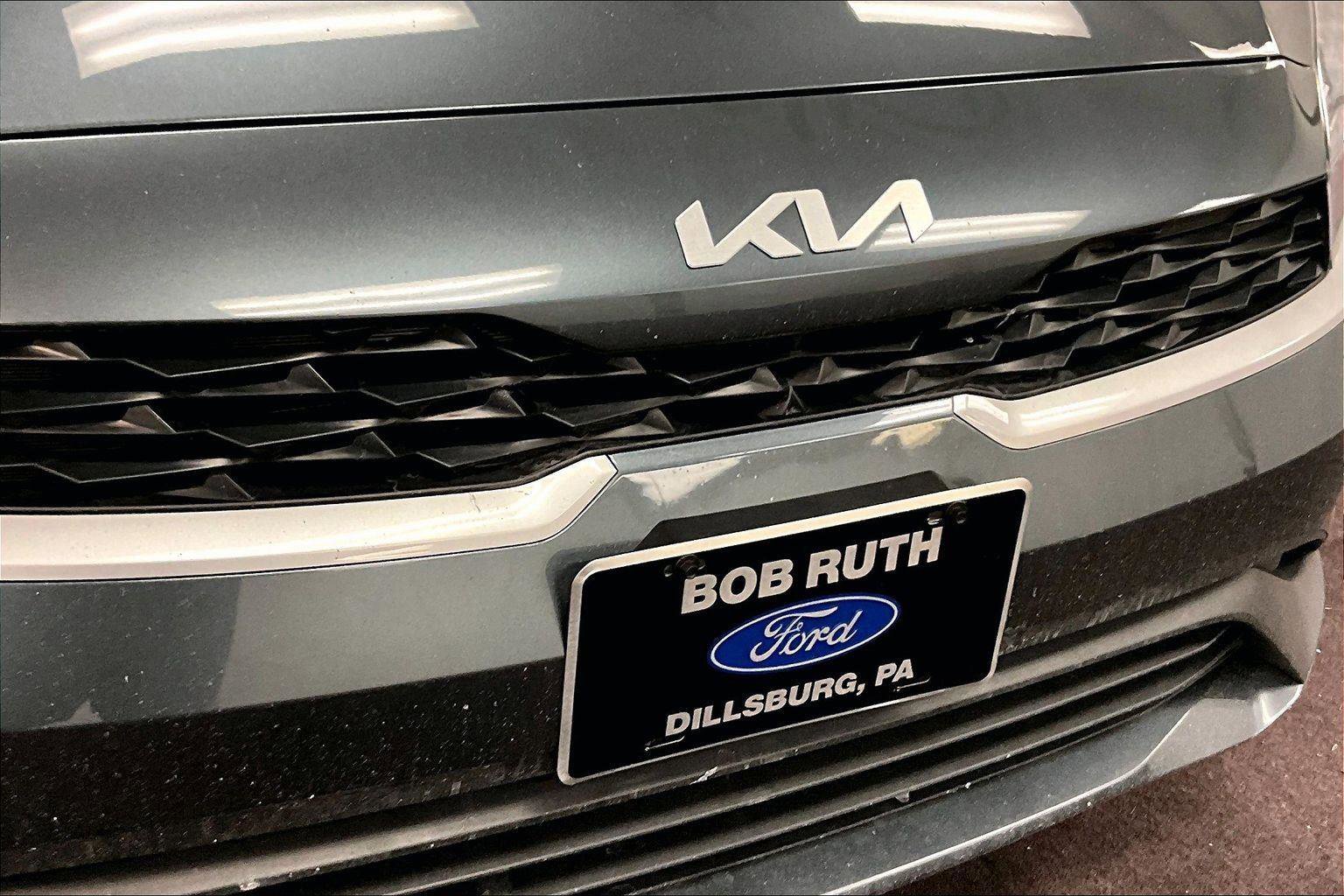 Used 2024 Kia Forte LXS image 29