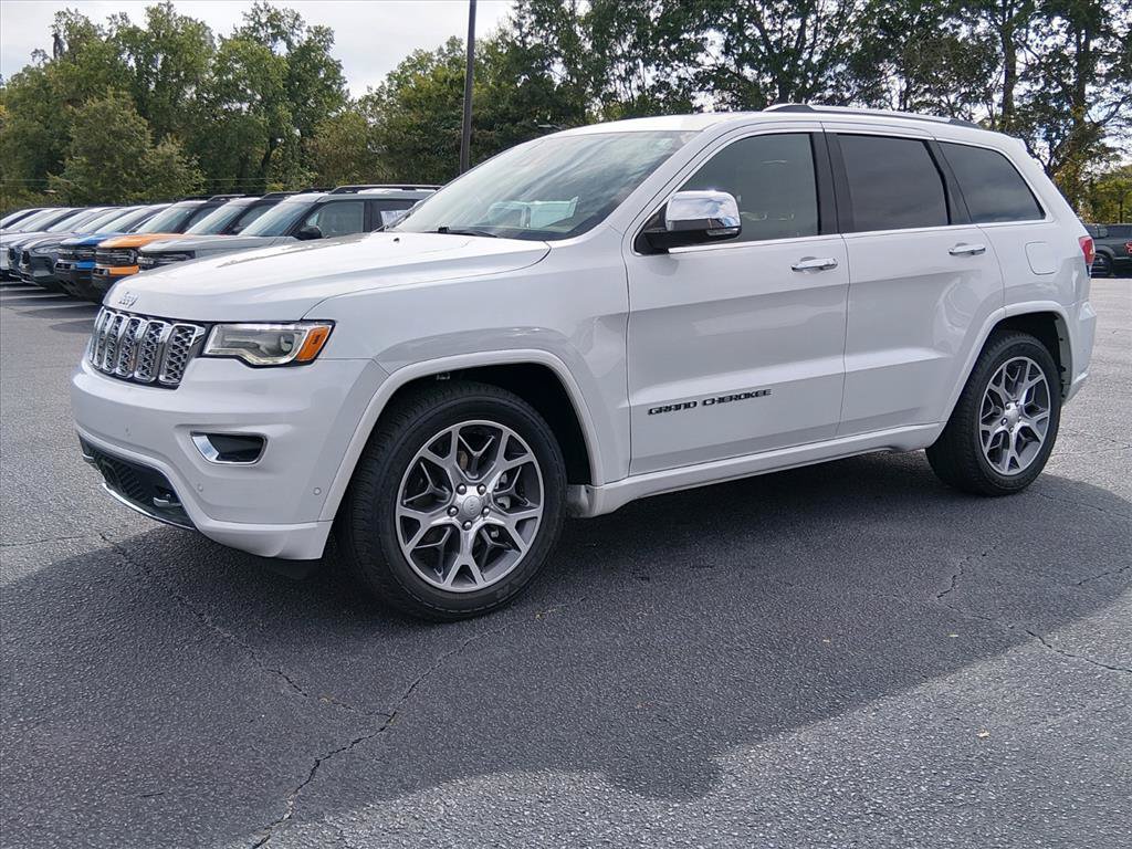Used 2020 Jeep Grand Cherokee Overland AWD/4WD image 8