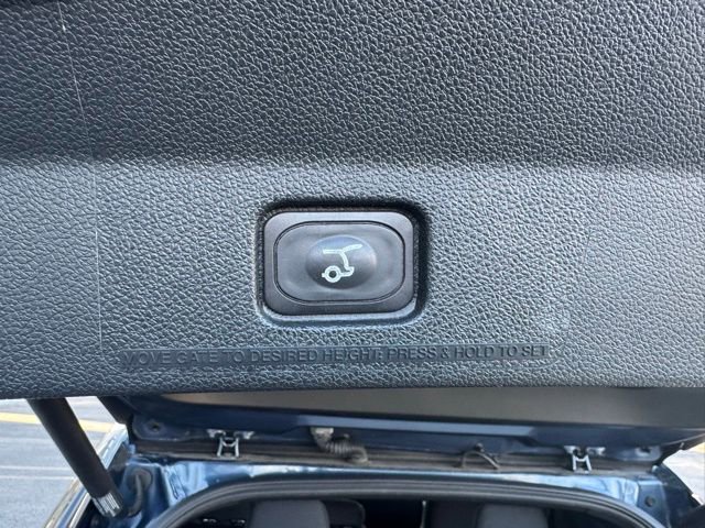 Certified 2019 Ford Explorer XLT w/ Equipment Group 201A FWD image 35