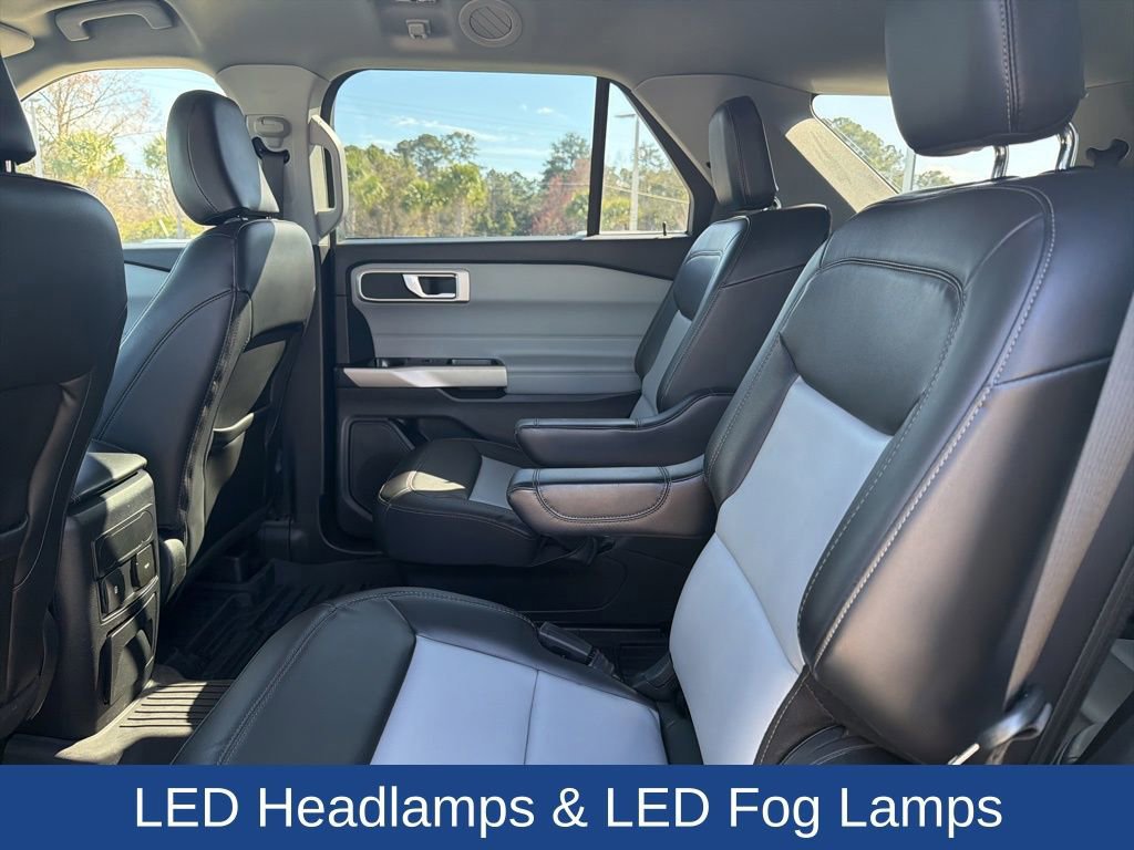 Certified 2022 Ford Explorer XLT w/ Equipment Group 202A image 14