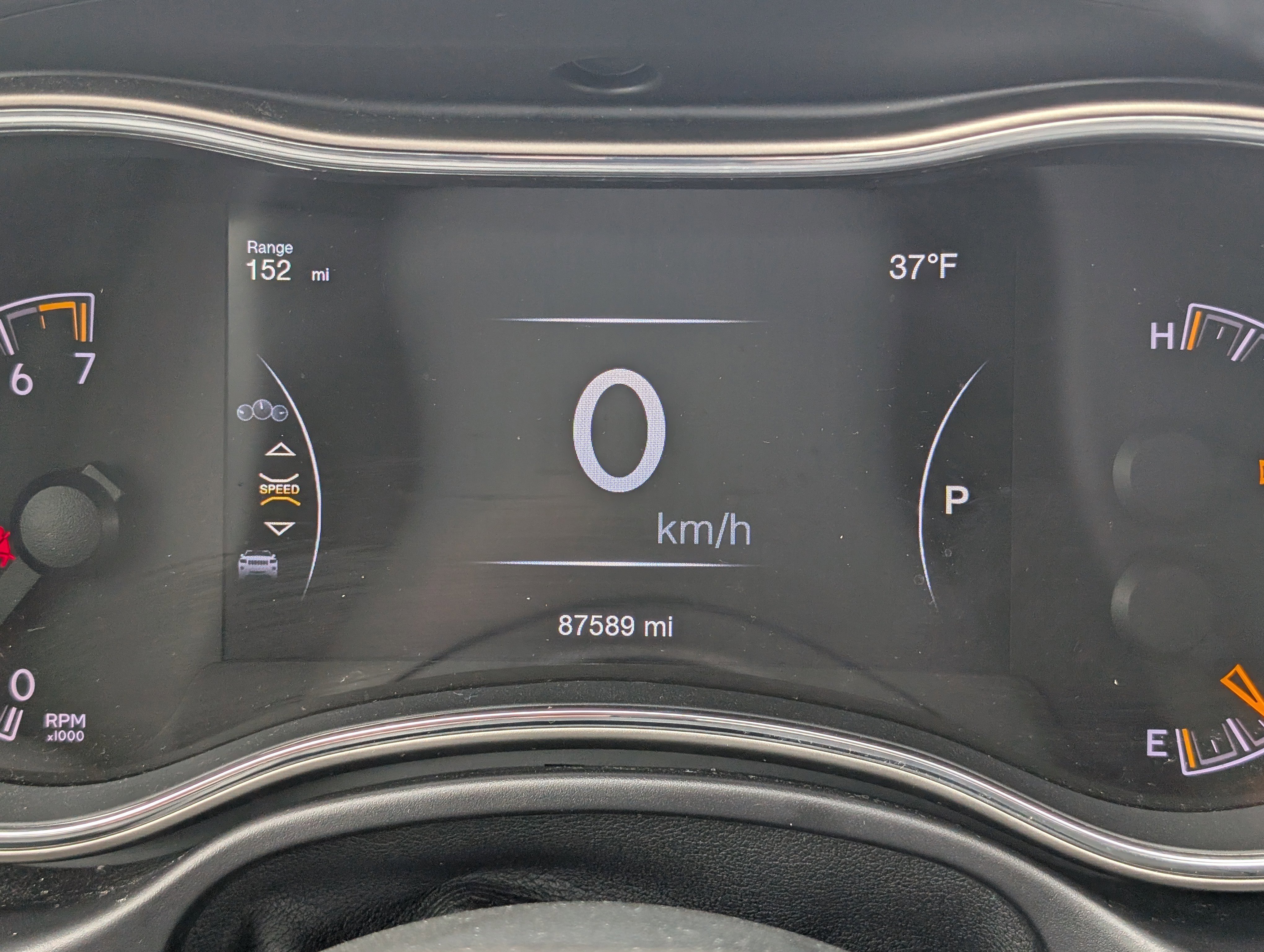 Used 2017 Jeep Grand Cherokee Limited image 36