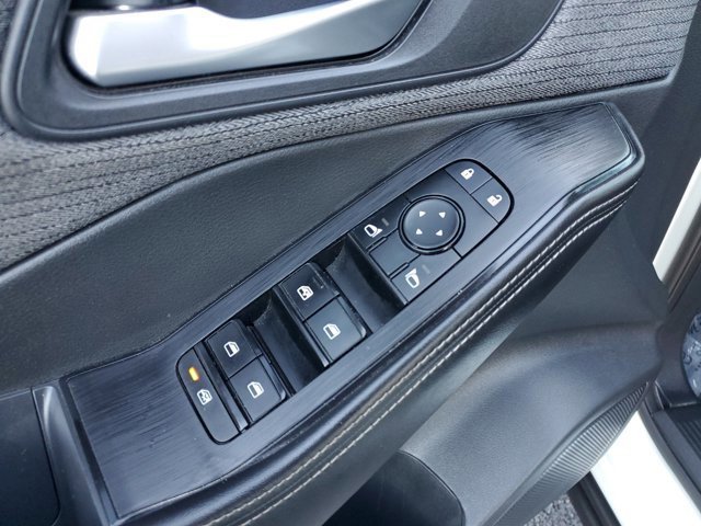 Used 2021 Nissan Rogue SV image 17