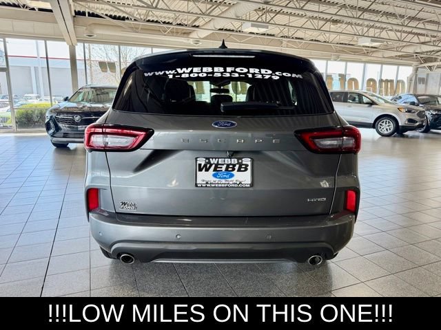 Certified 2024 Ford Escape ST-Line w/ Tech Pack #1 AWD/4WD image 7