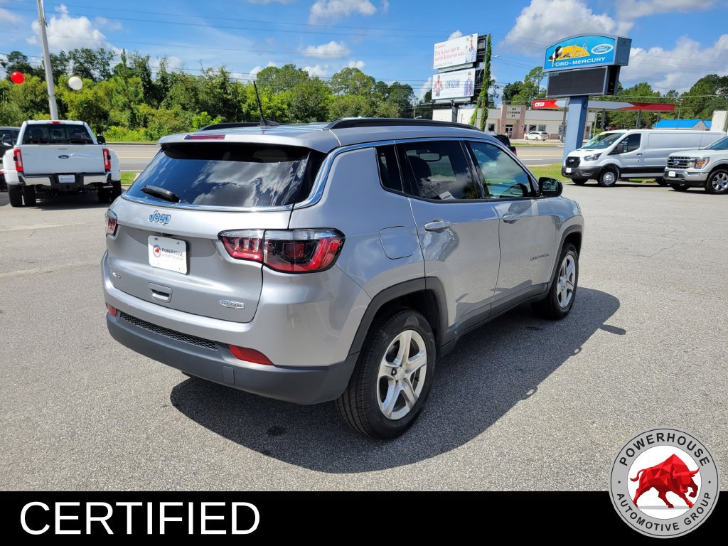 Used 2024 Jeep Compass Latitude AWD/4WD image 6