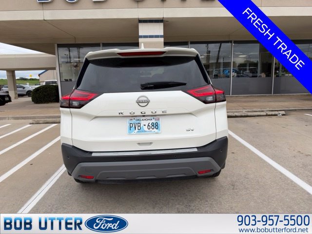 Used 2023 Nissan Rogue SV FWD image 4