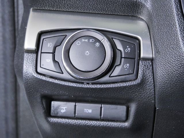 Certified 2018 Ford Explorer XLT w/ Equipment Group 202A AWD/4WD image 25