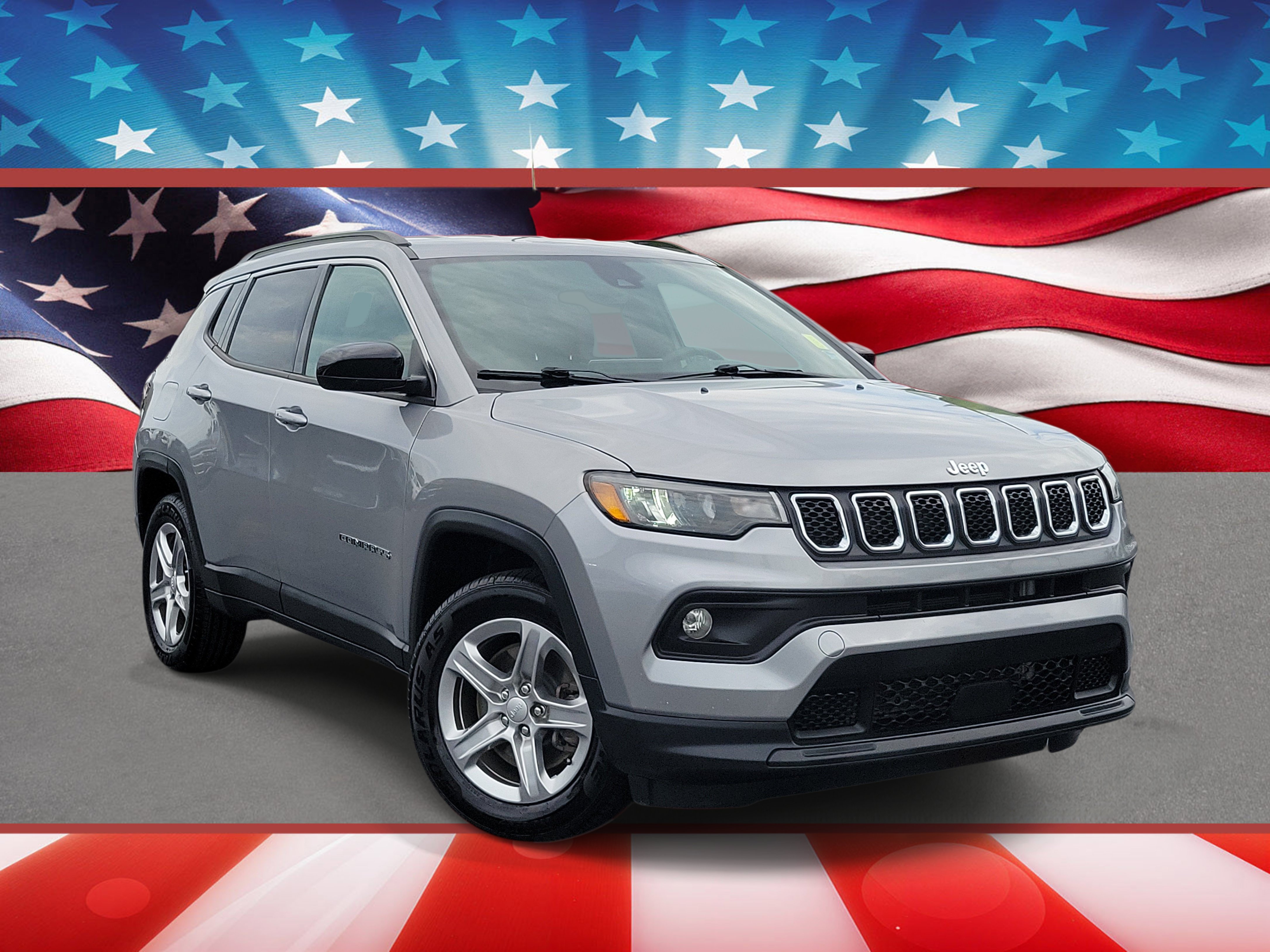 Used 2024 Jeep Compass Latitude AWD/4WD image 1