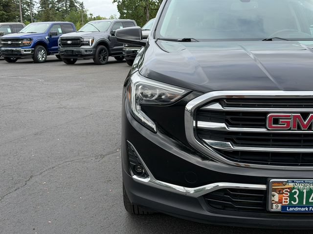 Used 2019 GMC Terrain SLT w/ Preferred Package AWD/4WD image 9