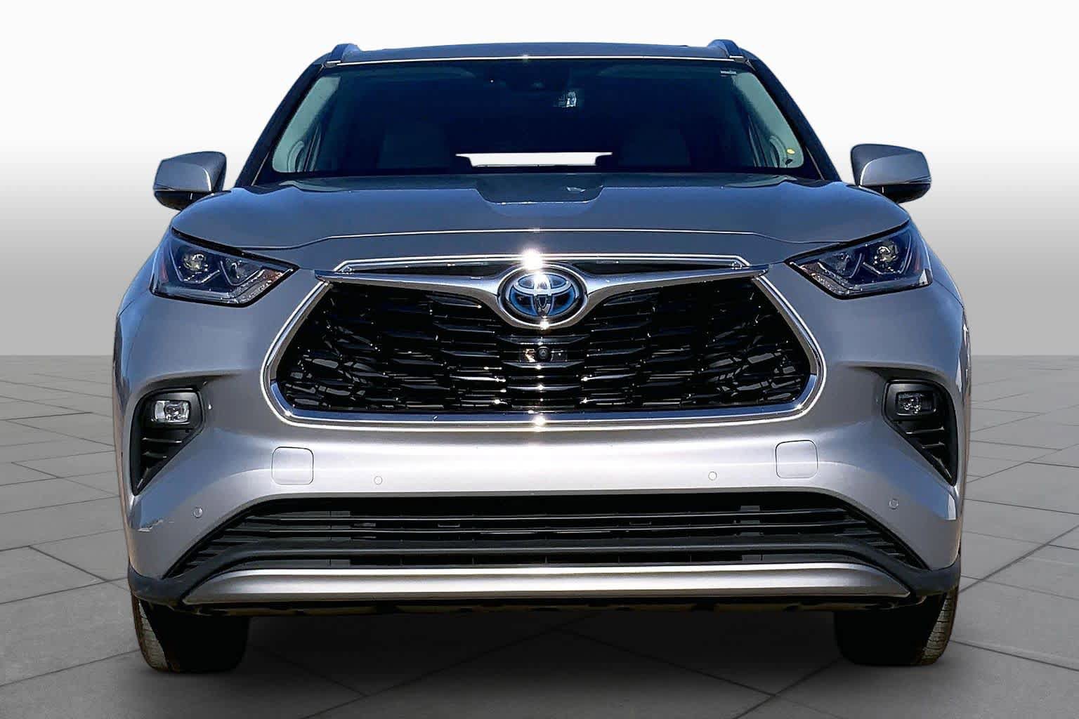 Used 2020 Toyota Highlander Platinum AWD/4WD image 6