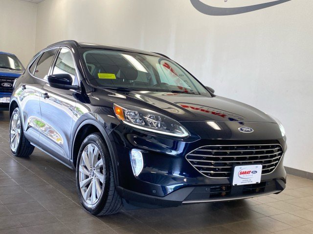 Certified 2021 Ford Escape Titanium w/ Titanium Elite Package AWD/4WD image 2