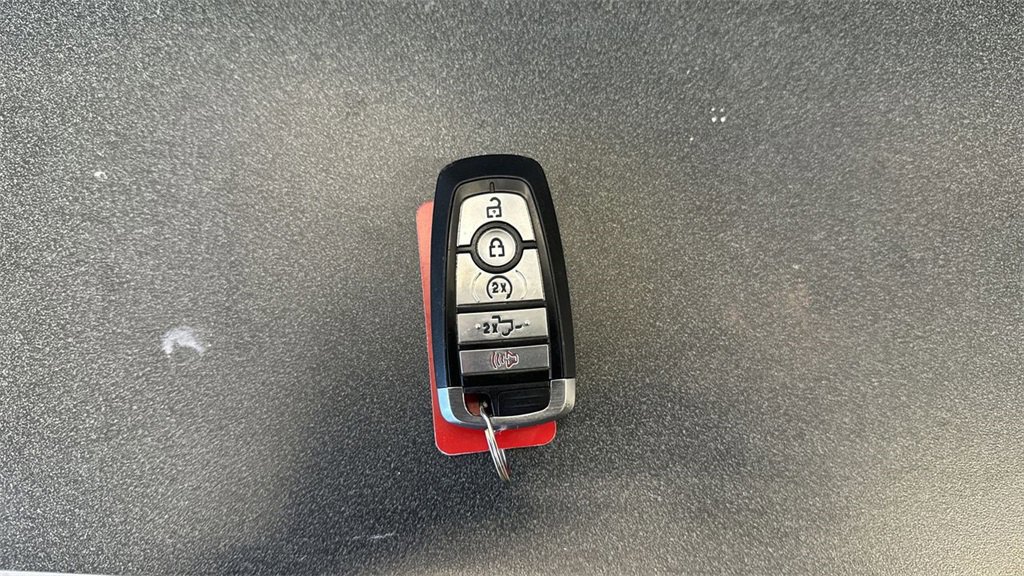 Certified 2017 Ford F350 Platinum w/ Platinum Ultimate Package image 37