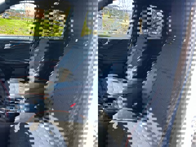 Certified 2023 Ford Escape ST-Line image 15