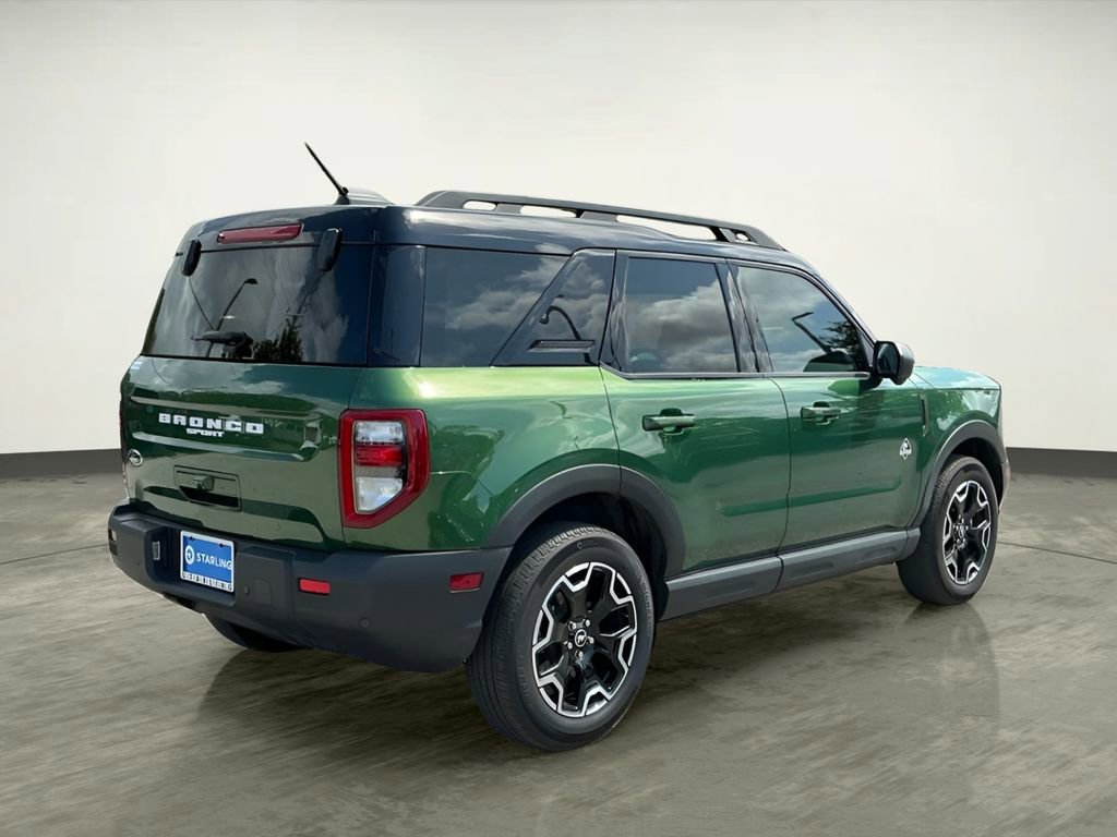 Certified 2025 Ford Bronco Sport Outer Banks w/ Outer Banks Tech Package+ AWD/4WD image 8