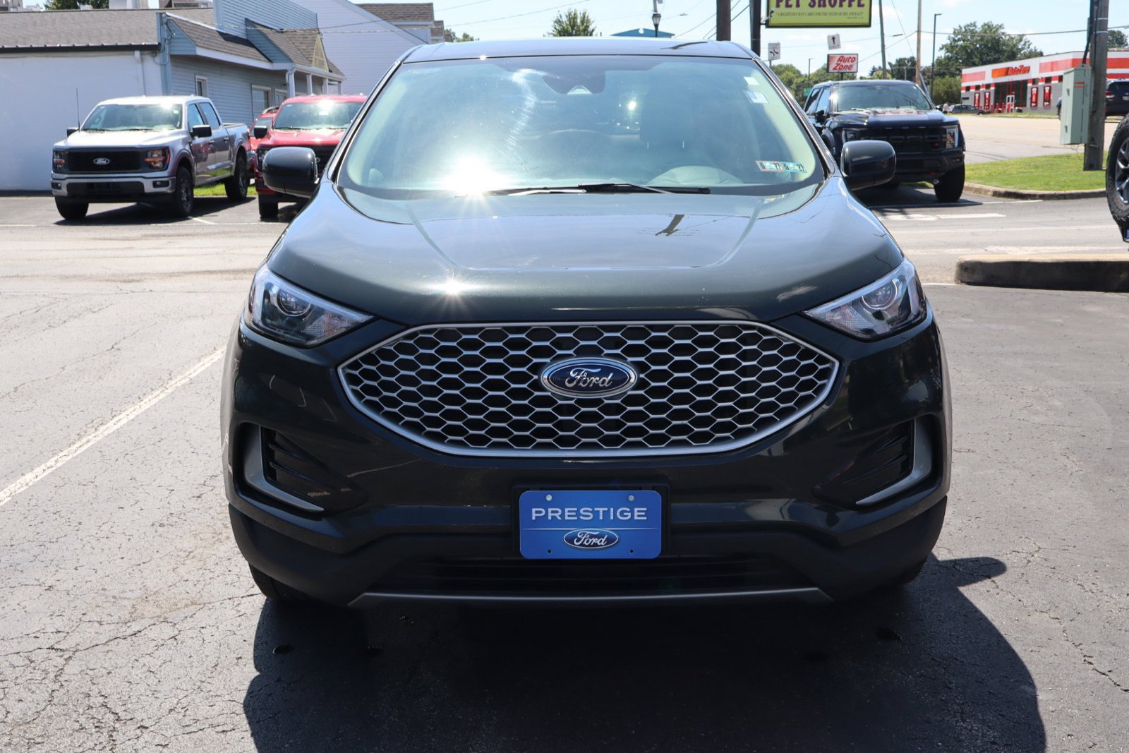 Certified 2024 Ford Edge SEL w/ Cargo Accessory Package AWD/4WD image 15