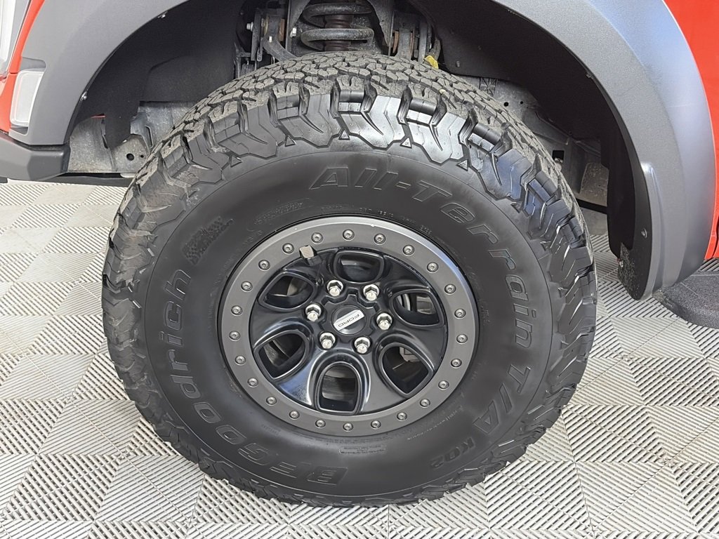 Certified 2023 Ford F150 Raptor w/ Raptor Carbon Fiber Package image 8