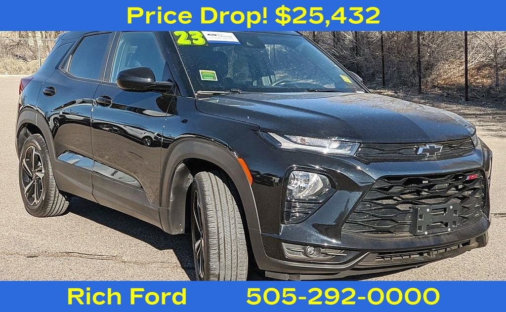 Used 2023 Chevrolet TrailBlazer RS w/ Sun and Liftgate Package image 5