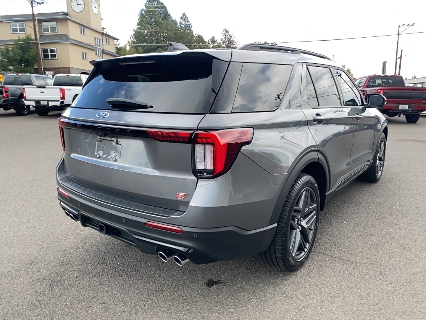 Certified 2026 Ford Explorer ST w/ Sun And Sound Package AWD/4WD image 5