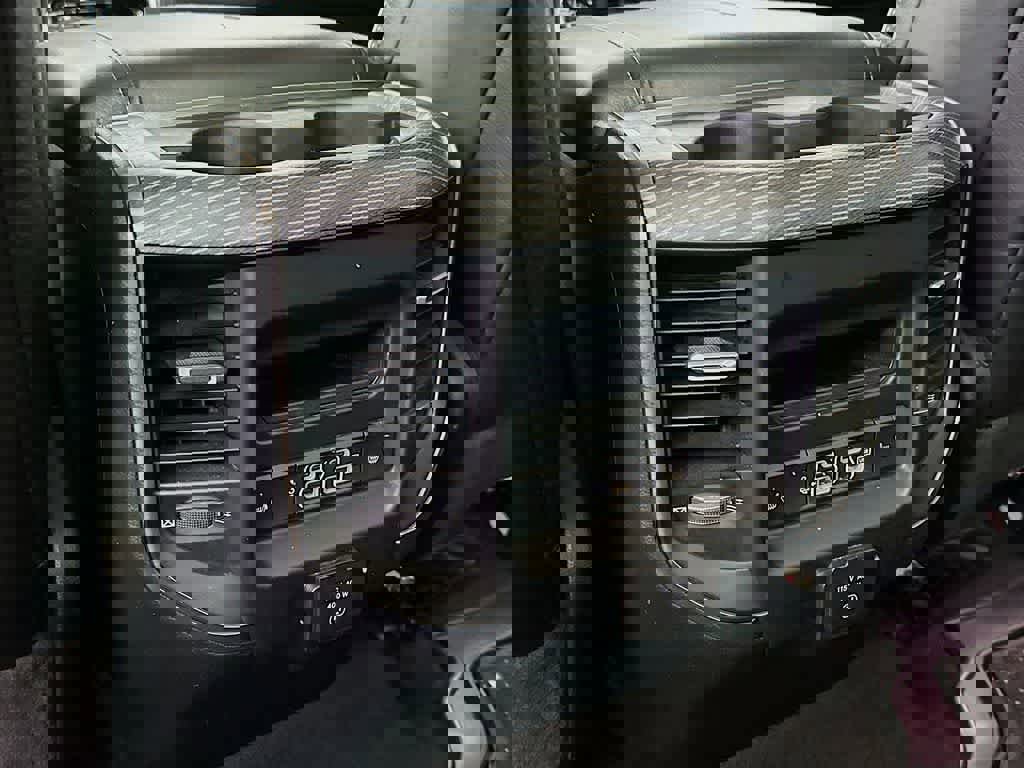 Used 2020 RAM 1500 Limited image 13