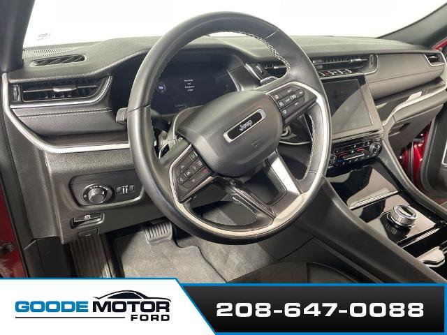 Used 2021 Jeep Grand Cherokee L Laredo RWD image 8