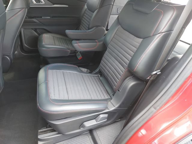 Certified 2025 Ford Explorer ST-Line AWD/4WD image 14
