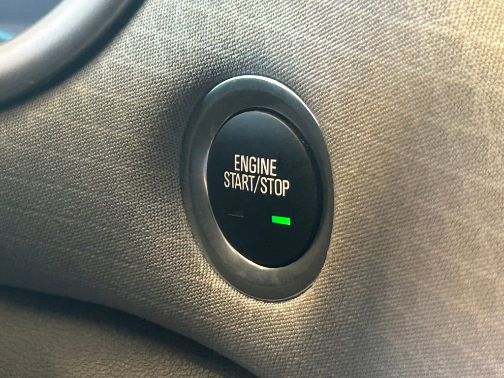 Used 2025 Chevrolet Malibu LT image 42