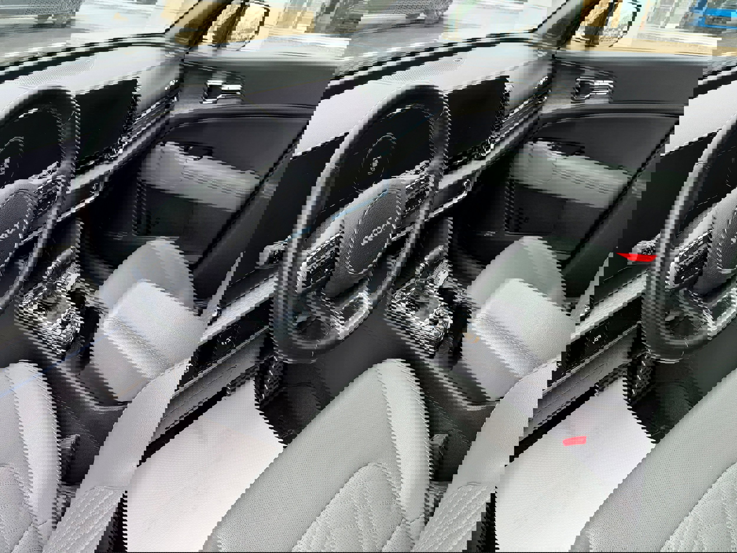 Used 2023 Kia Sportage X-Pro image 17