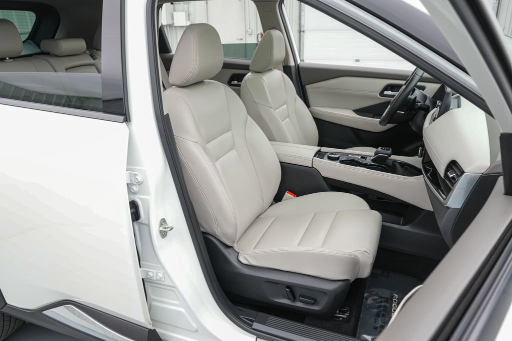 Used 2023 Nissan Rogue SL w/ SL Premium Package AWD/4WD image 22