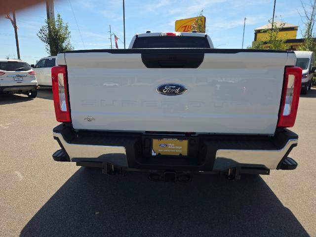 Certified 2025 Ford F450 XLT w/ FX4 Off-Road Package AWD/4WD image 8