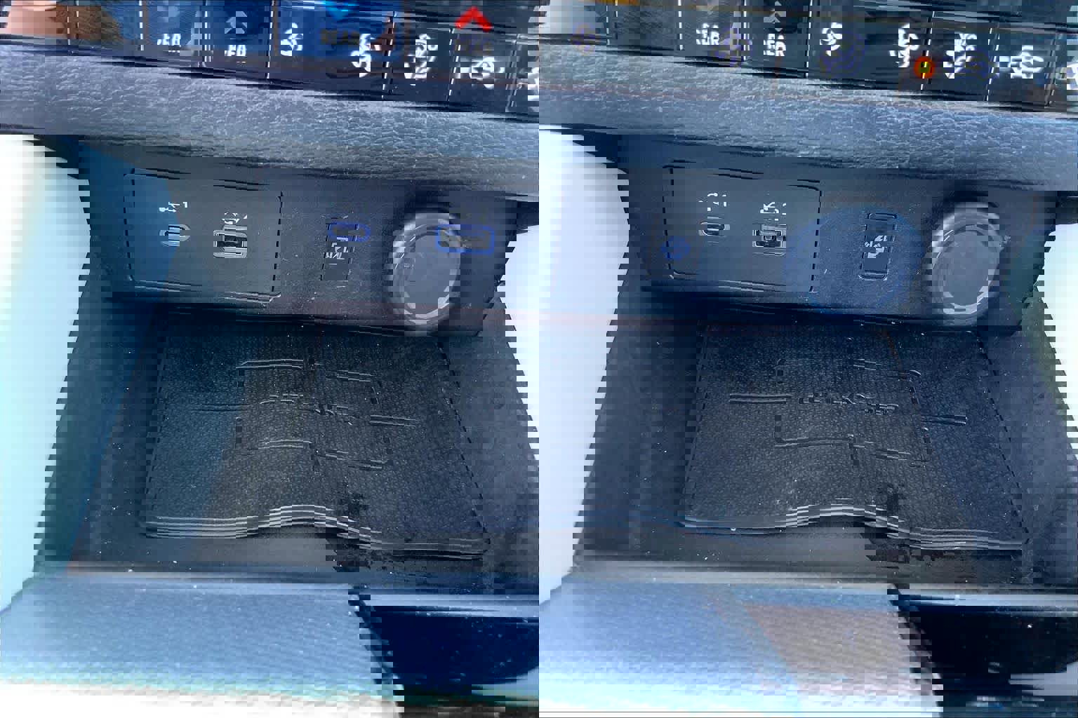 Used 2023 Mitsubishi Outlander SEL image 34