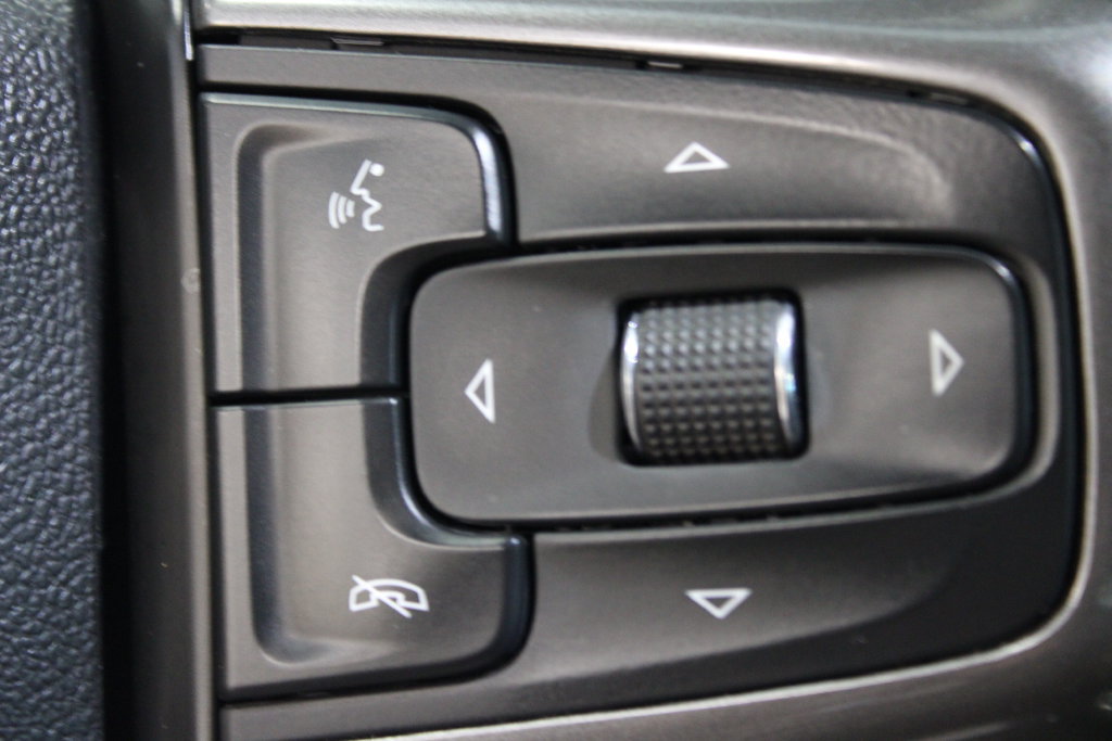 Used 2024 Chevrolet Silverado 3500 High Country w/ High Country Premium Package AWD/4WD image 23