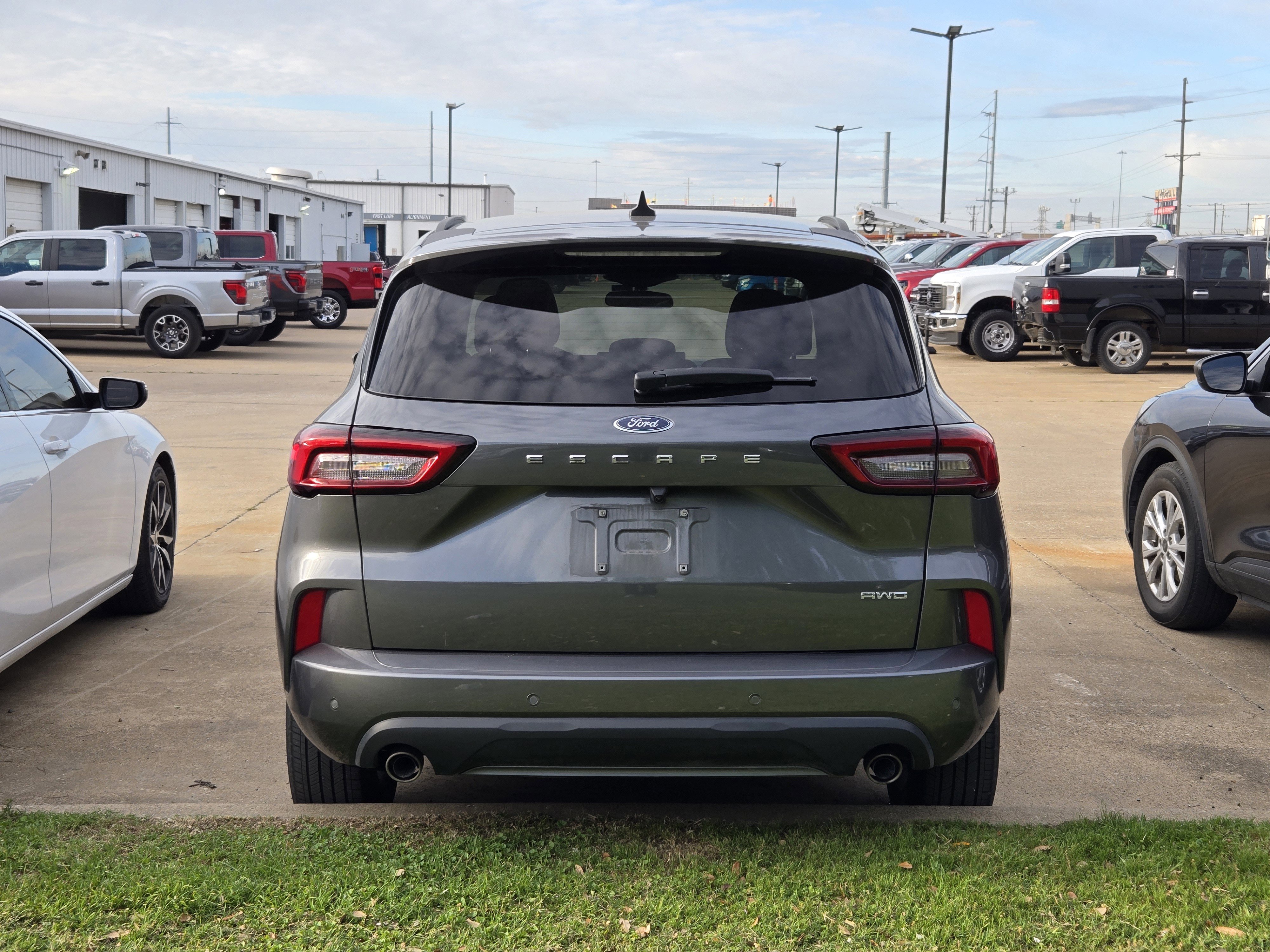 Certified 2023 Ford Escape ST-Line Select w/ Tech Pack #1 image 5