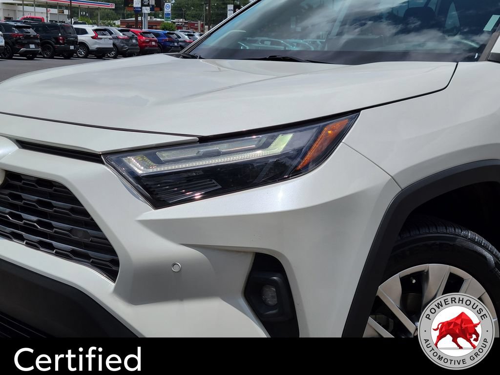 Used 2022 Toyota RAV4 Limited FWD image 10