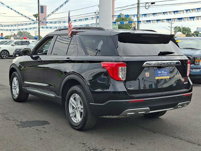 Certified 2024 Ford Explorer XLT w/ Equipment Group 202A AWD/4WD image 4